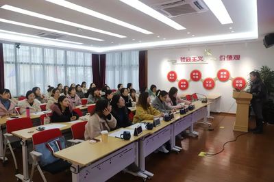 暖心行動(dòng) 教育咨詢團(tuán)隊(duì)為敬老院老人送去精神關(guān)懷與心靈溫暖